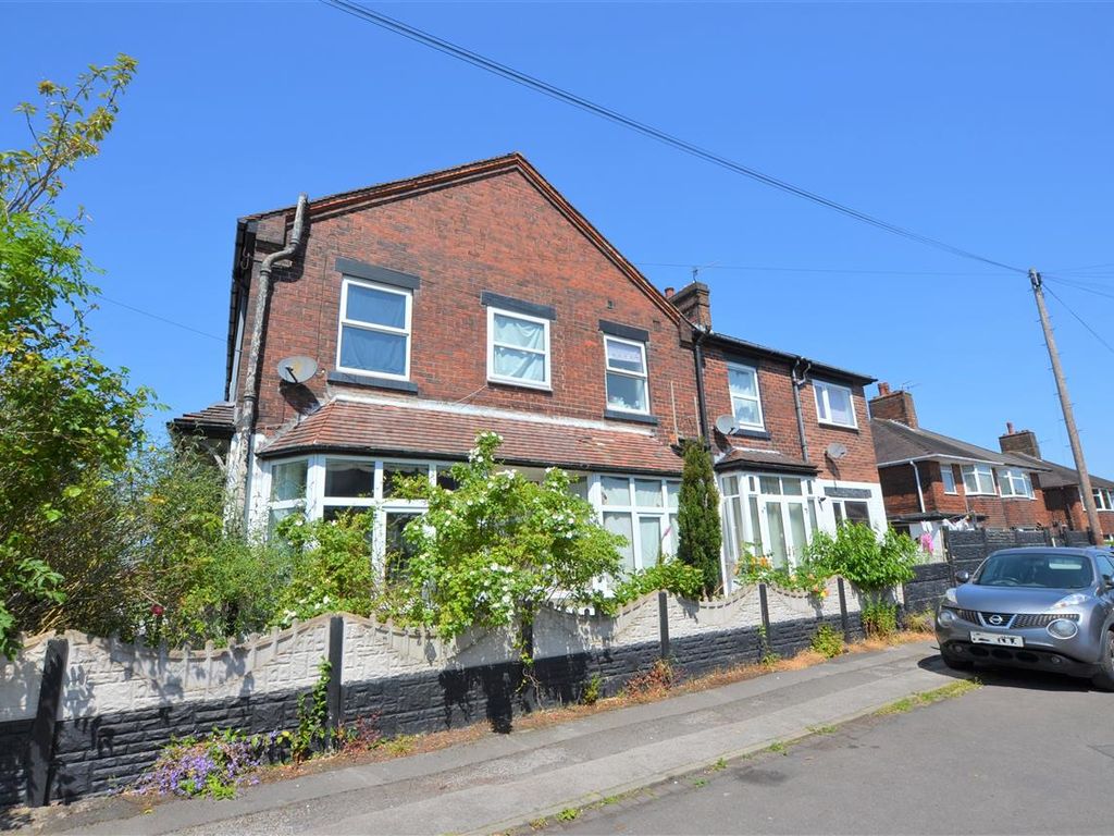 4 bed property for sale in Templar Terrace, Porthill, NewcastleUnder