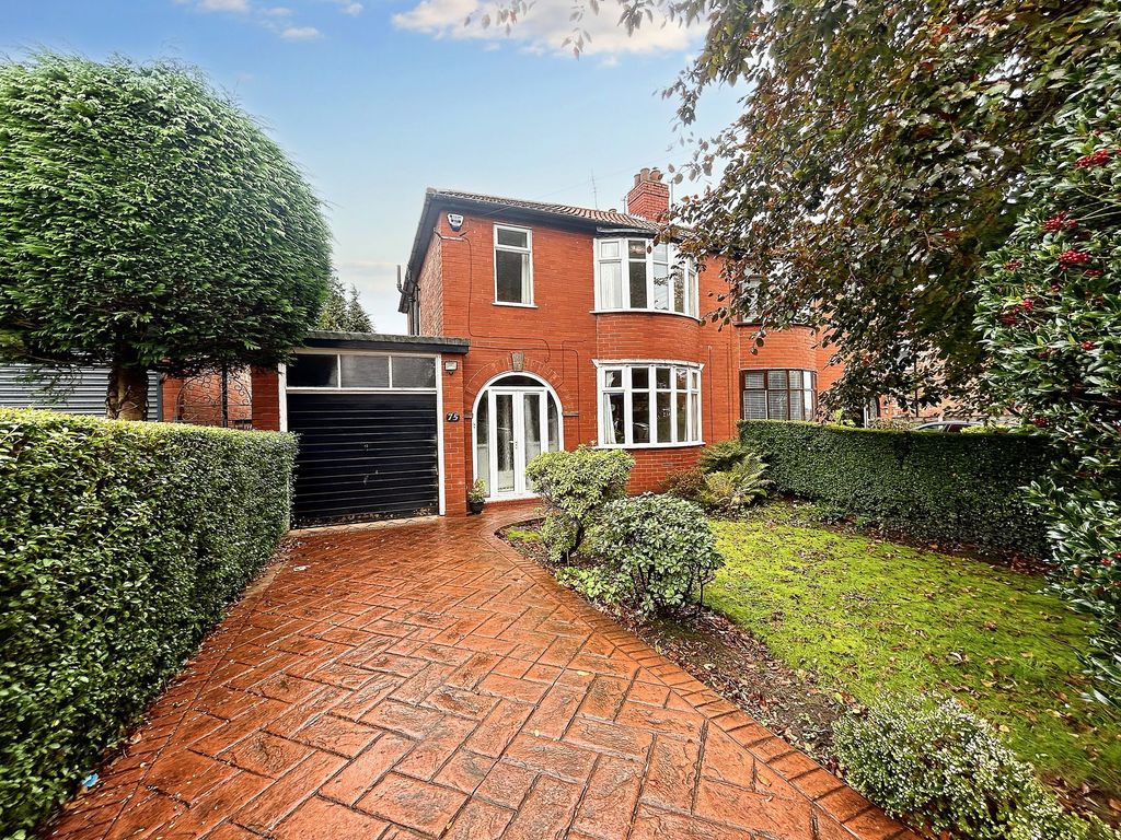 3 bed semidetached house for sale in Newearth Road, Worsley M28, £