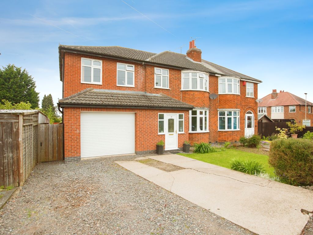 5 bed semidetached house for sale in Hartfield Road, Leicester