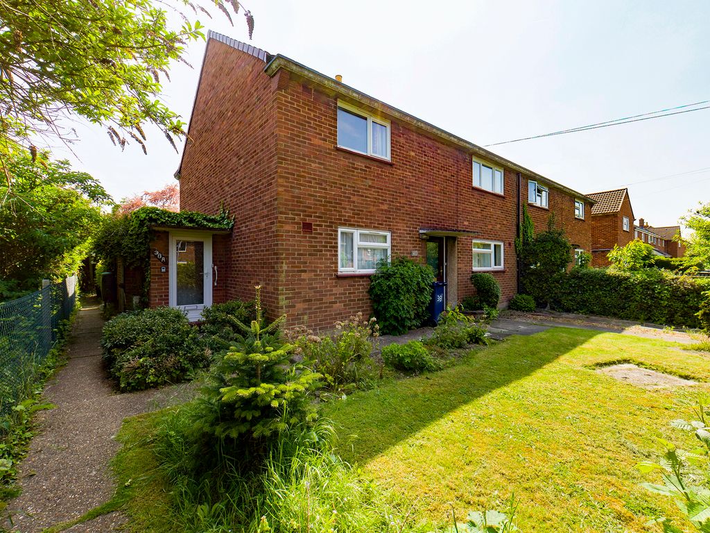2 bed to rent in Drayton Road, Cherry Hinton, Cambridge CB1