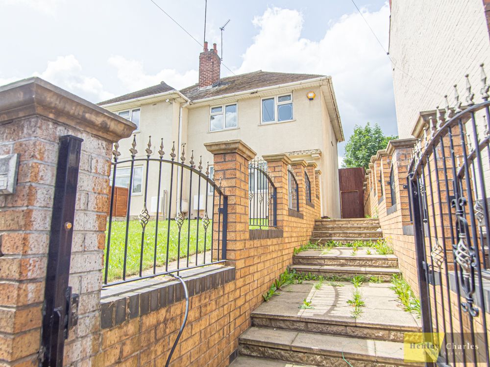 3 bed end terrace house to rent in Crocketts Road, Handsworth
