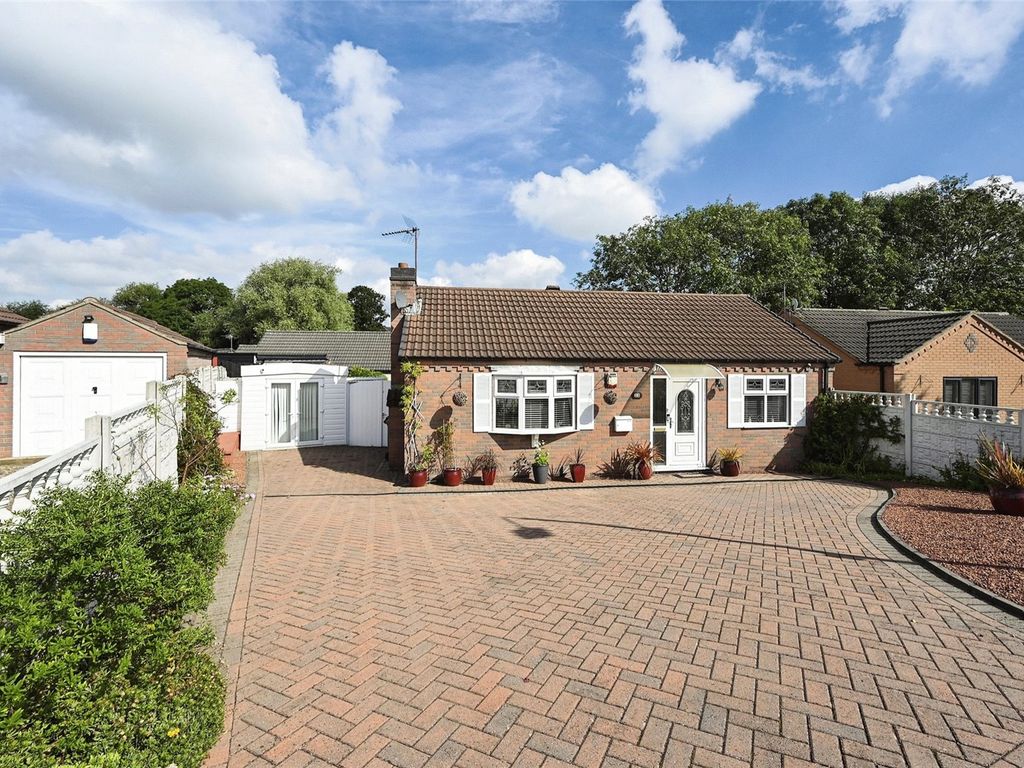 2 bed bungalow for sale in Fackley Way, Stanton Hill, SuttonIn