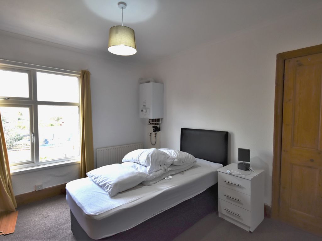 3 bed terraced house to rent in Allesley Old Road, Coventry CV5, £1,400