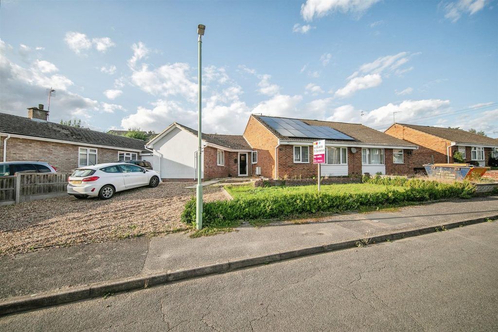 3 bed bungalow for sale in 60 Churchill Drive, Sudbury CO10, £299,000