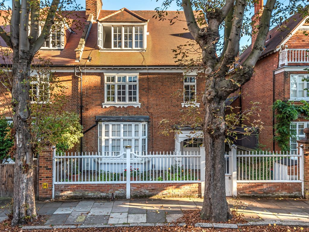 Addison Grove, London W4