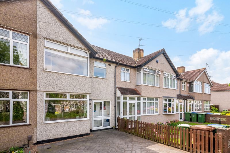 3 bed terraced house for sale in Brookend Road, Sidcup DA15 Zoopla