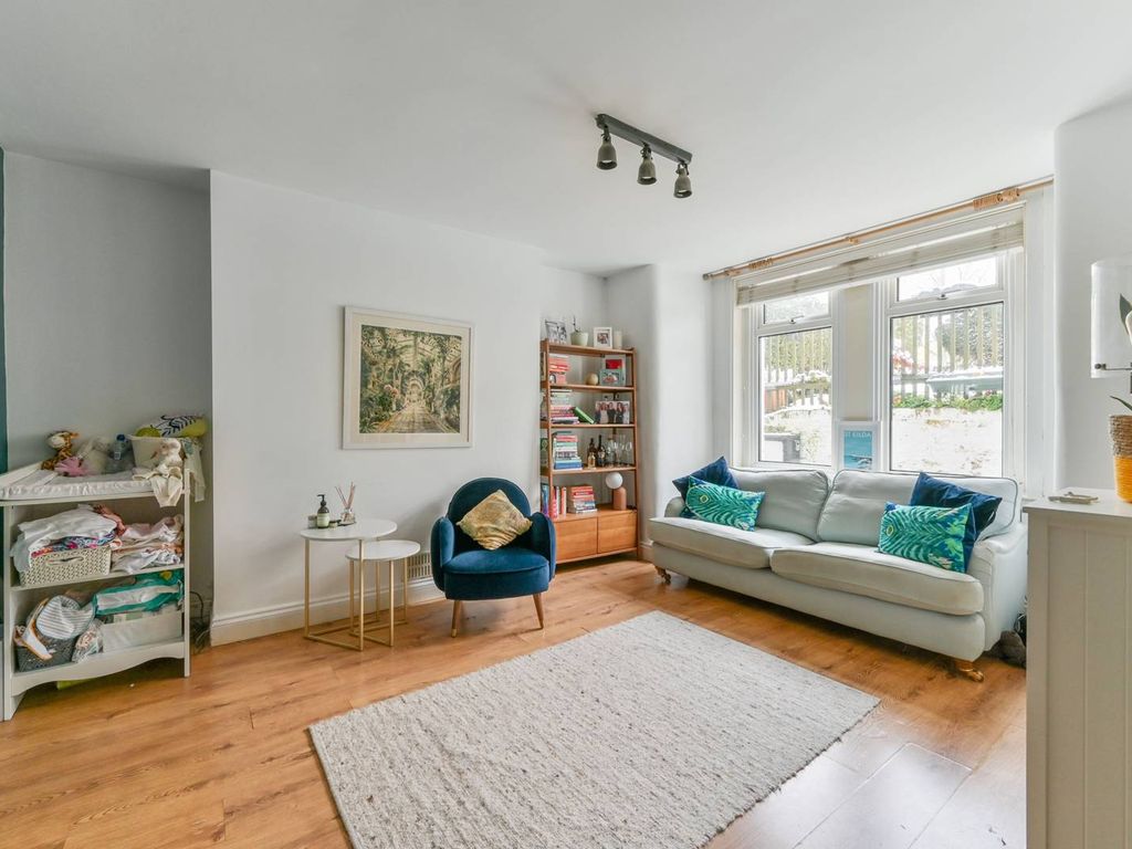 2 bed flat to rent in Croydon Road, London, Se2, Penge, London SE20