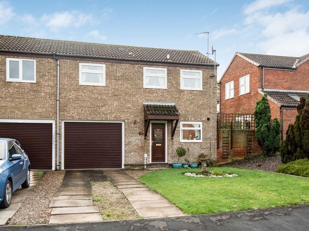 2 bed semidetached house for sale in Canterbury Close, Beverley HU17