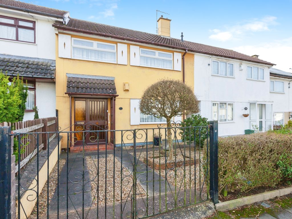 3 bed terraced house for sale in Kinross Avenue, Leicester, Leicestershire LE5, £210,000 Zoopla