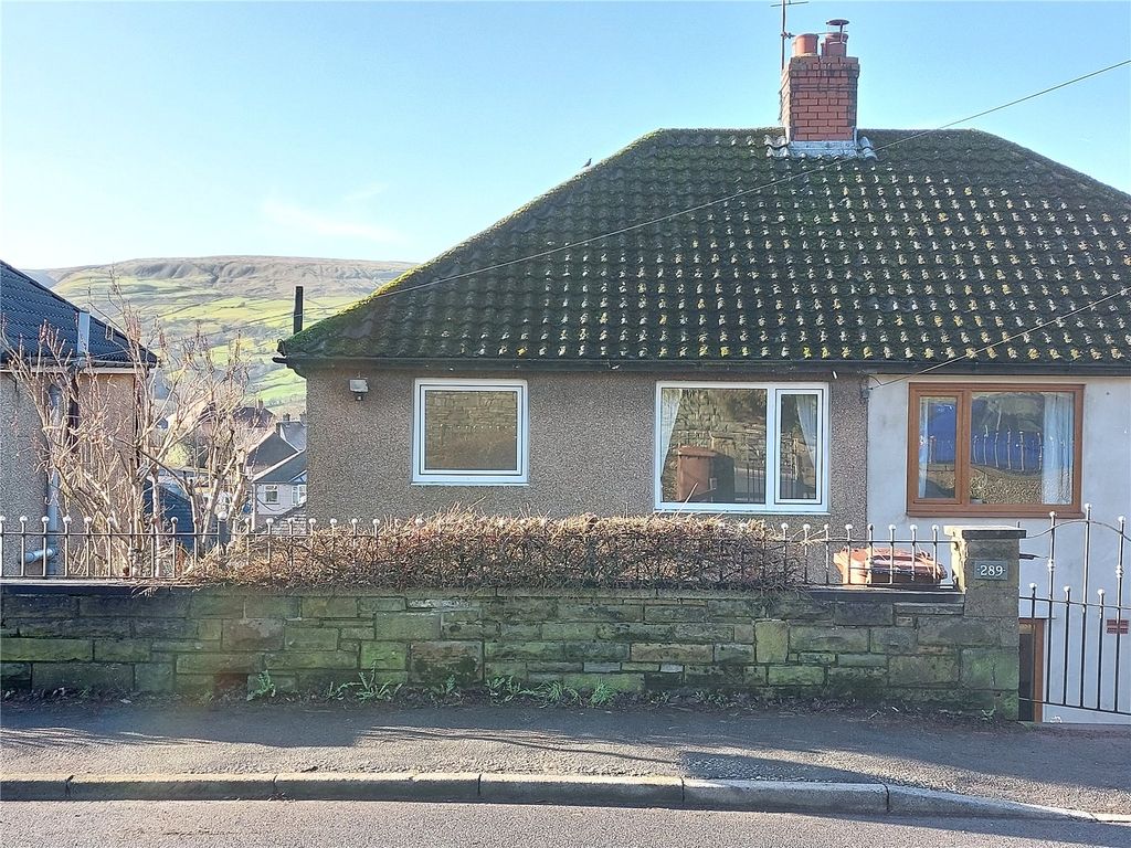 3 bed semidetached house for sale in Edgeside Lane, Waterfoot