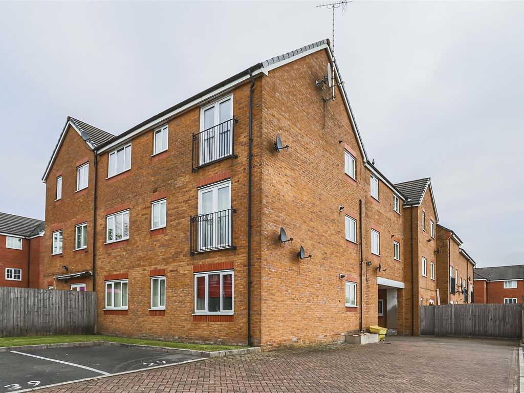 1 bed flat for sale in Reed Close, Farnworth, Bolton BL4 Zoopla