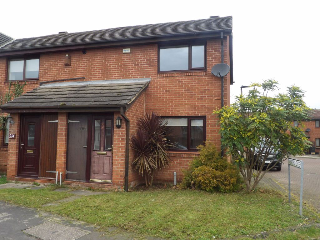 2 bed terraced house to rent in Broadwater Drive, Dunscroft, Doncaster