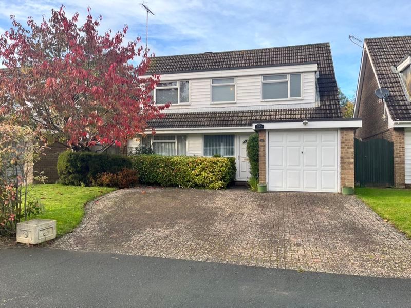 3 bed detached house for sale in Hophurst Drive, Crawley Down, Crawley