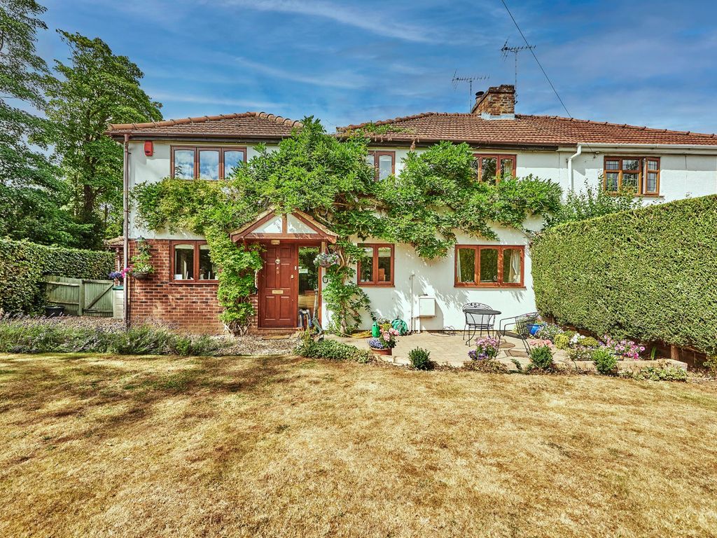 4 bed semidetached house for sale in Kimpton Road, Wheathampstead, St