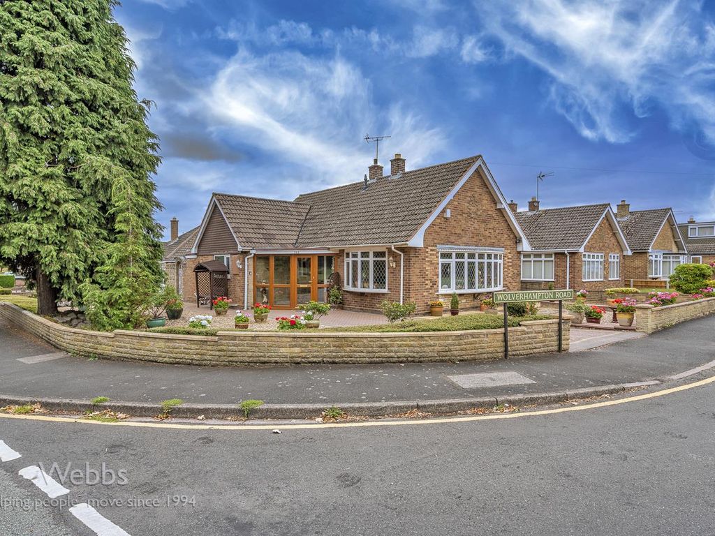 3 bed detached bungalow for sale in Wolverhampton Road, Cannock WS11