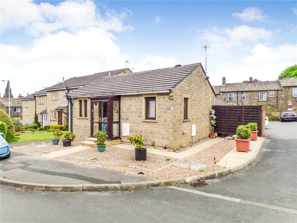 1 bed bungalow for sale in View, Steeton, Keighley, West