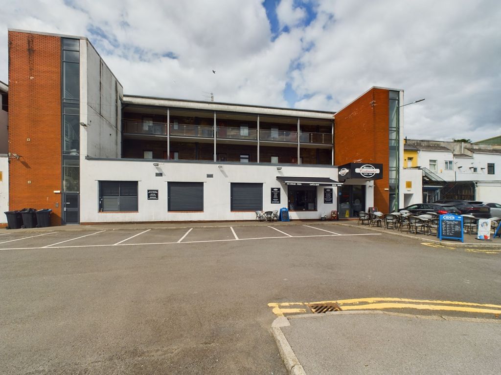 2 bed flat for sale in Bethcar Street, Ebbw Vale NP23, £85,000 Zoopla