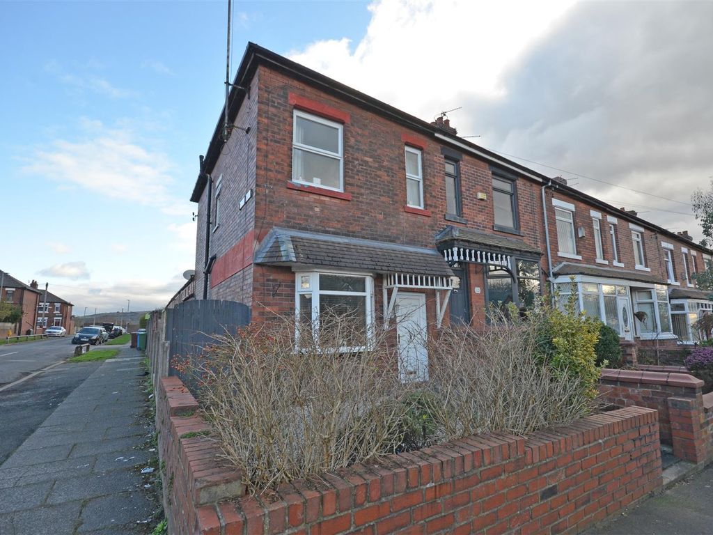 3 bed end terrace house for sale in Clarendon Road, Hyde SK14 Zoopla