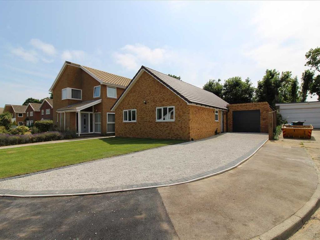 New home, 3 bed detached house for sale in St Peters Court, St Peters