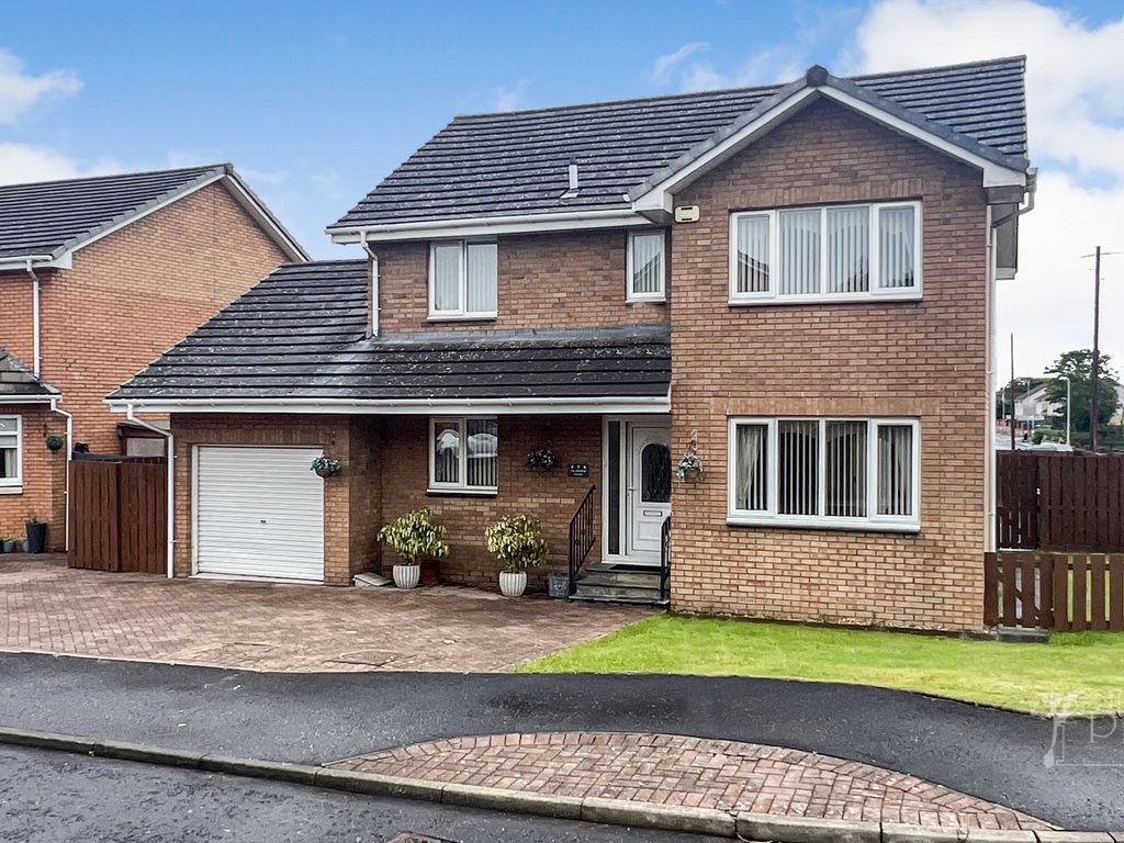 4 bed detached house for sale in Dougan Drive, Newmains ML2, £259,995 Zoopla