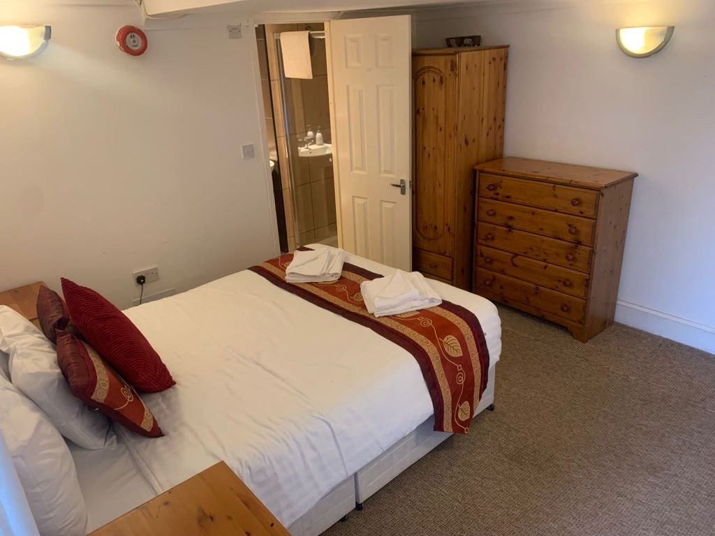 Studio to rent in London Road, Northfleet, Gravesend, Kent DA11 Zoopla