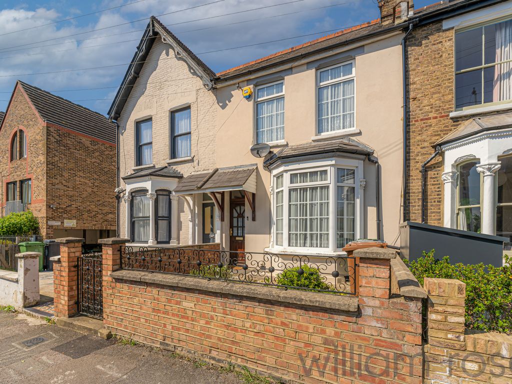 2 bed terraced house for sale in Elmsdale Road, Walthamstow, London E17 Zoopla
