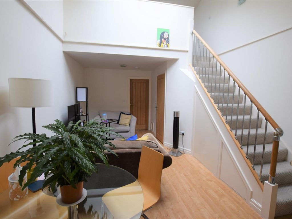 1 bed flat to rent in Albert Hill Street, Didsbury, Manchester M20 Zoopla