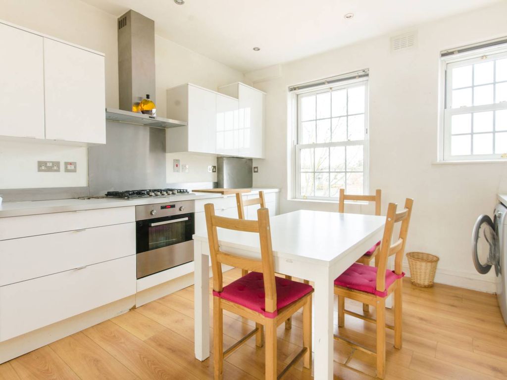 Great Cambridge Road, Tottenham, London N17