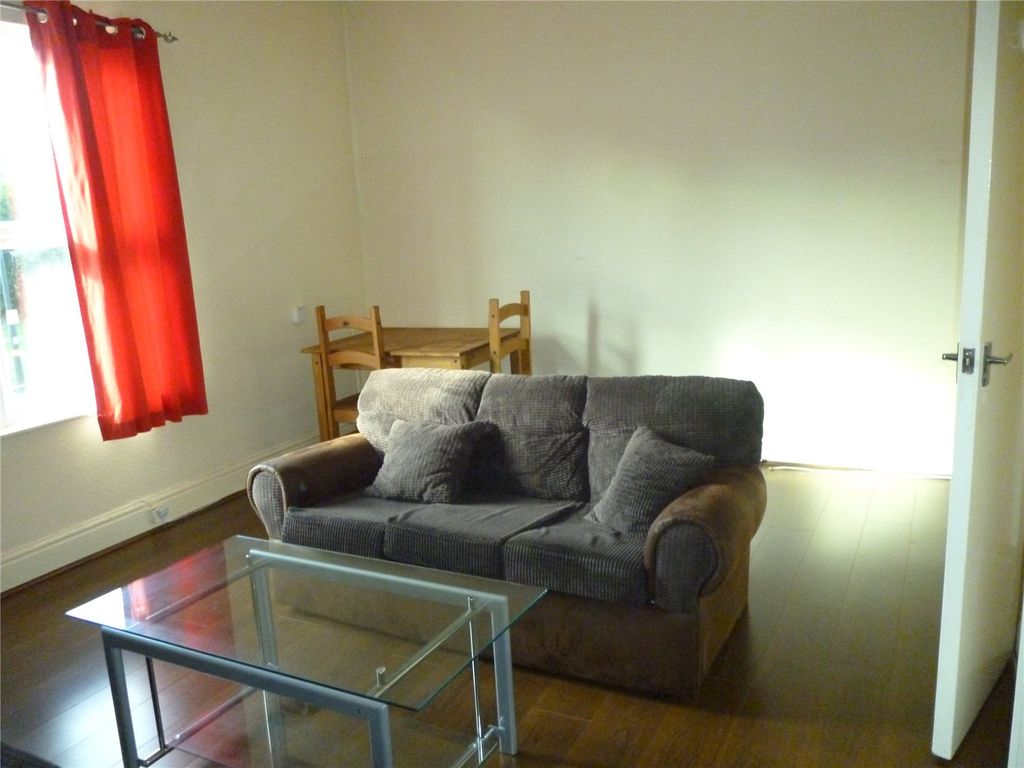 2 bed flat to rent in Pershore Road, Selly Park, Birmingham B29 Zoopla