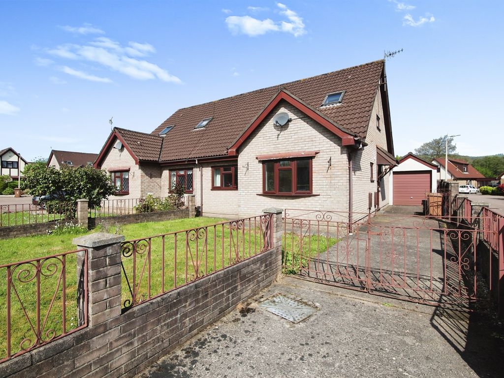 4 bed semidetached house for sale in Heol Y Gors, Caerphilly CF83 Zoopla