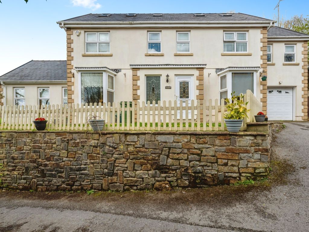 6 bed detached house for sale in Pontarddulais, Swansea SA4, £350,000 Zoopla