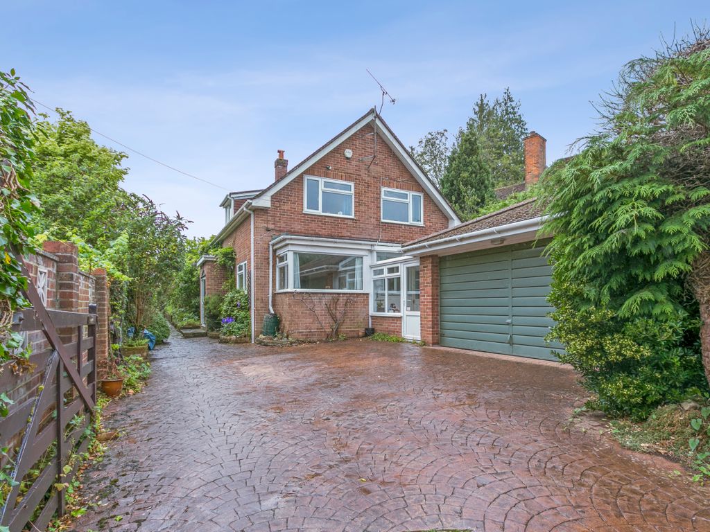 3 bed detached house for sale in Spinfield Lane, Marlow SL7, £1,000,000