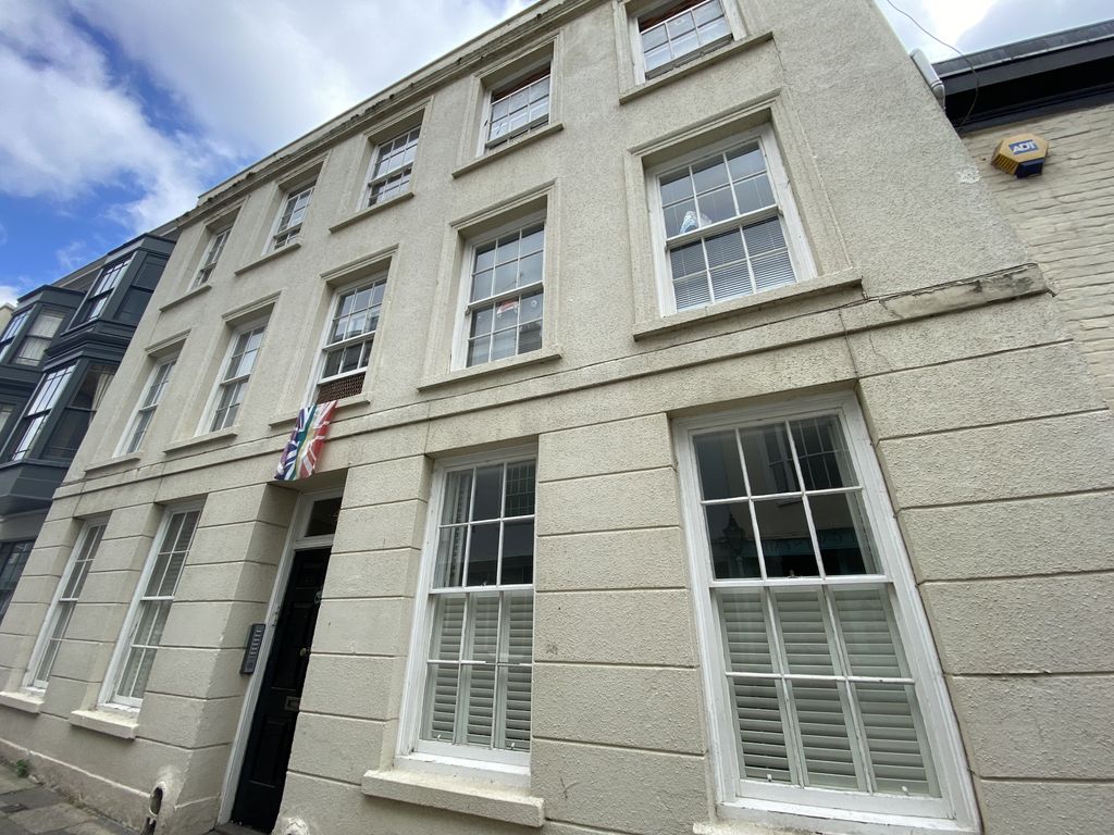 2 bed flat to rent in High Street, Hastings, East Sussex TN34 Zoopla