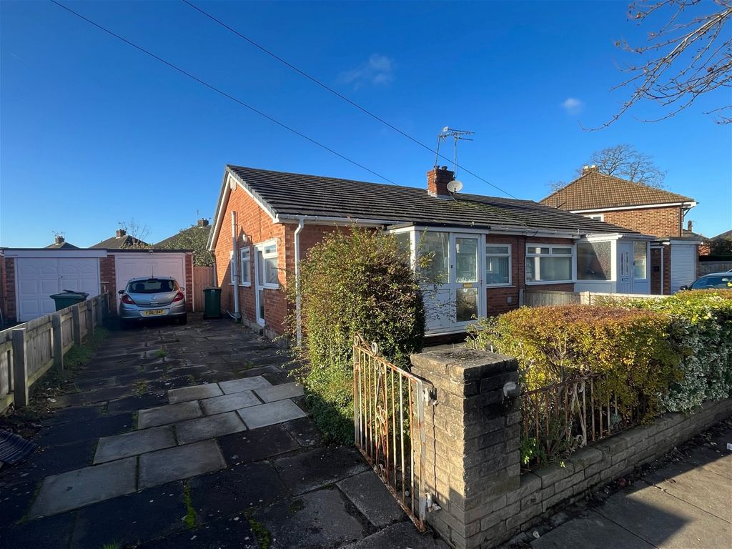 2 bed semidetached bungalow for sale in Dawpool Drive, Bromborough