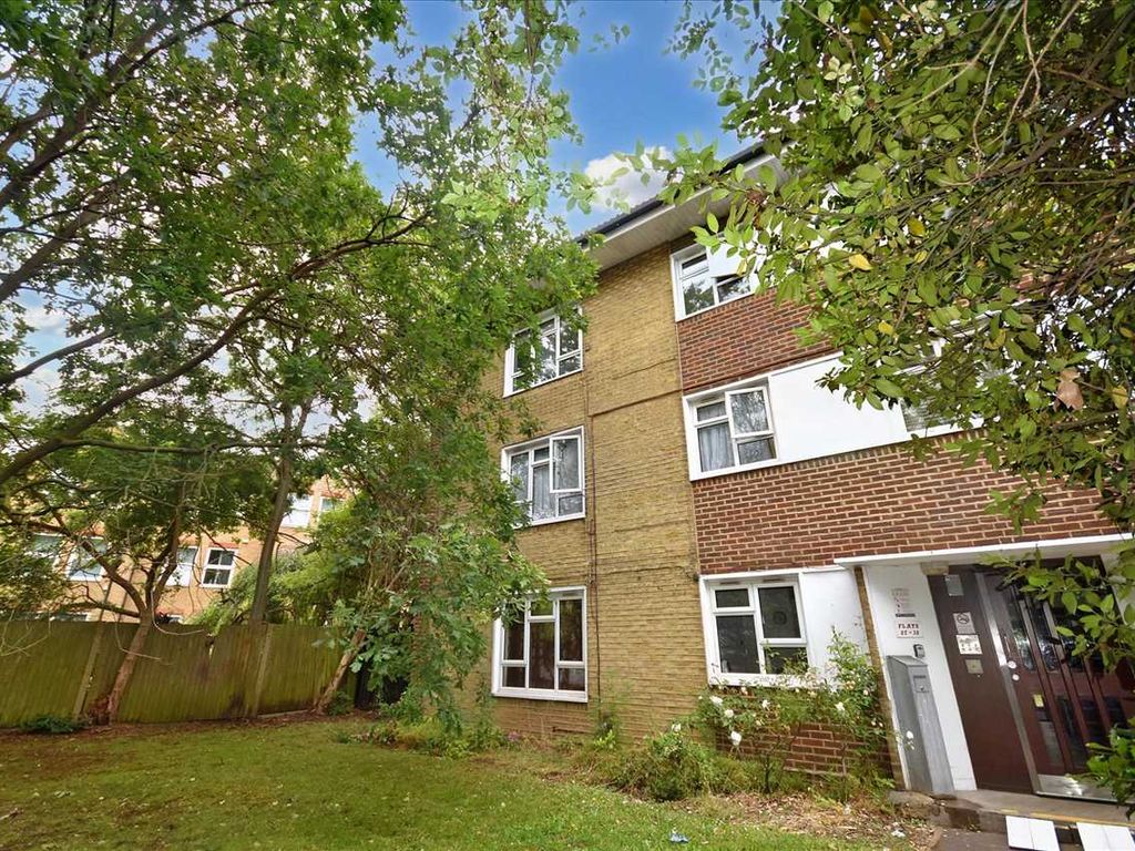 2 bed flat for sale in Ellesmere Road, London W4 Zoopla