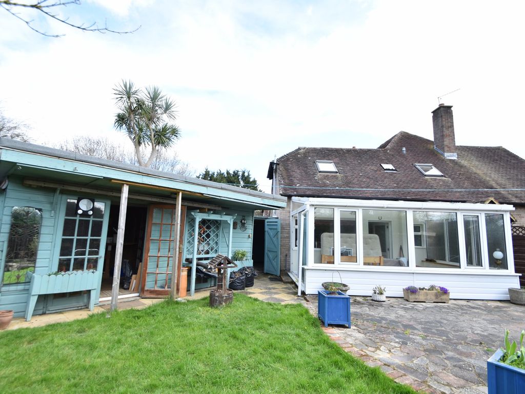 3 bed semidetached house for sale in Flatt Road, Nutbourne, Chichester