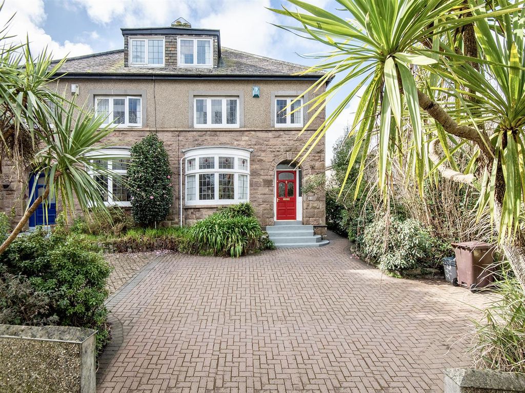 3 bed semidetached house for sale in Dracaena Avenue, Falmouth TR11