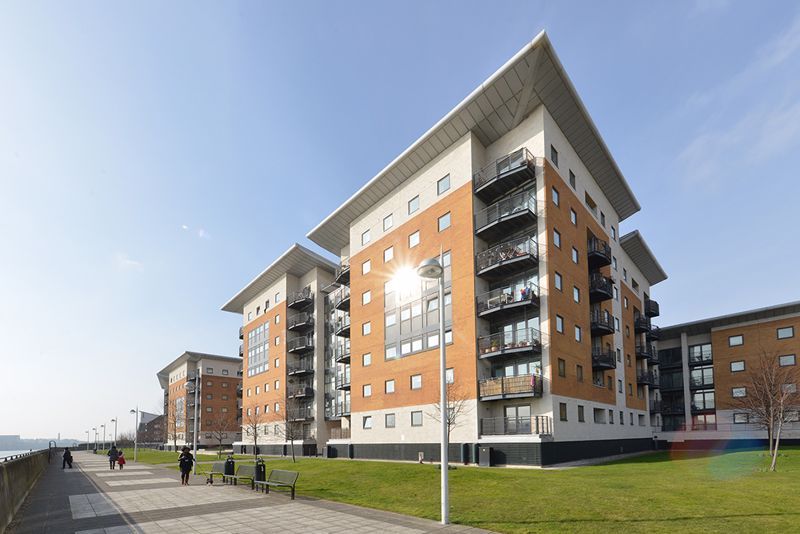 1 bed flat to rent in Sheerness Mews, London E16, £1,400 pcm Zoopla