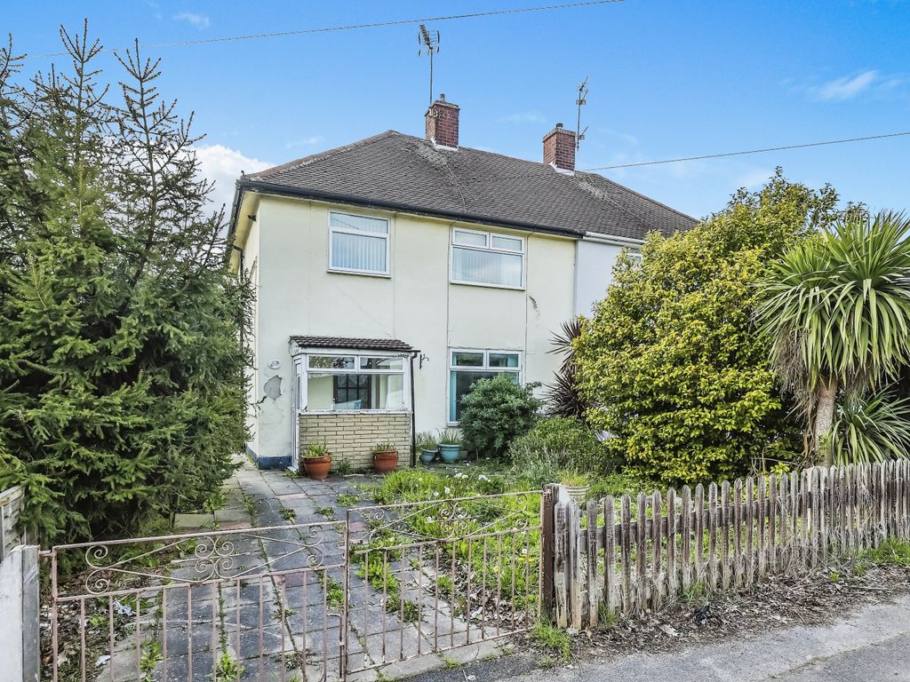 3 bed semidetached house for sale in Glaisdale Drive West, Nottingham