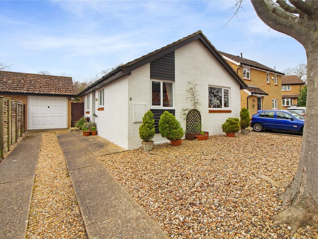 3 bed bungalow for sale in Oaks Dene, Walderslade Woods, Kent ME5 Zoopla
