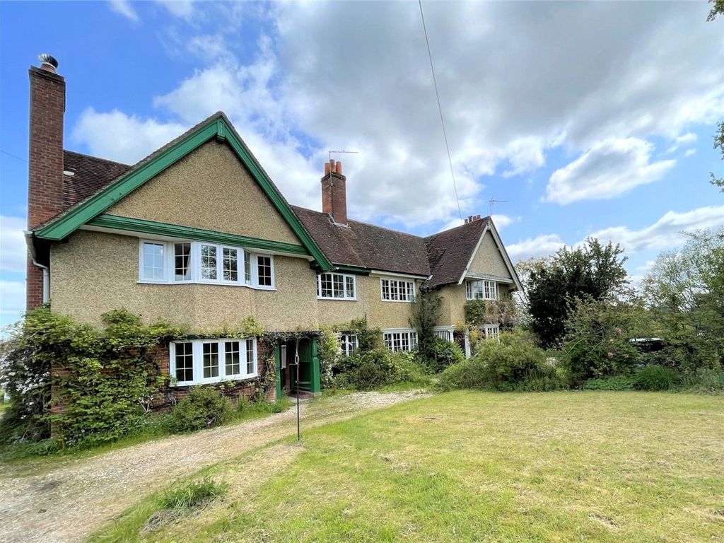 4 bed semidetached house to rent in Marlston, Hermitage, Berkshire