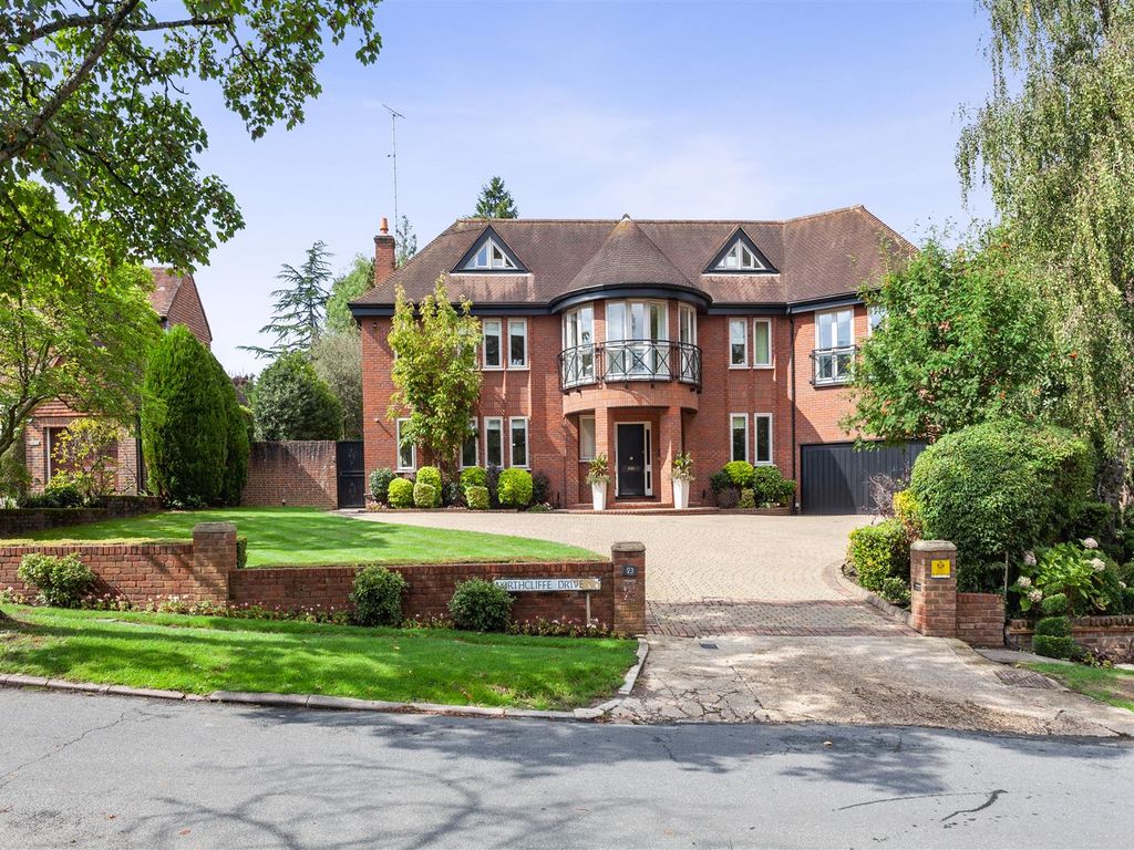 6 bed detached house for sale in Northcliffe Drive, London N20 Zoopla