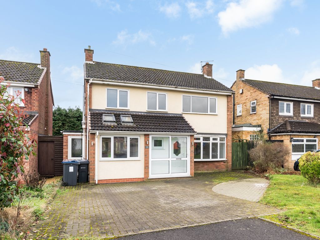 3 bed detached house to rent in Heath Croft Road, Four Oaks, Sutton