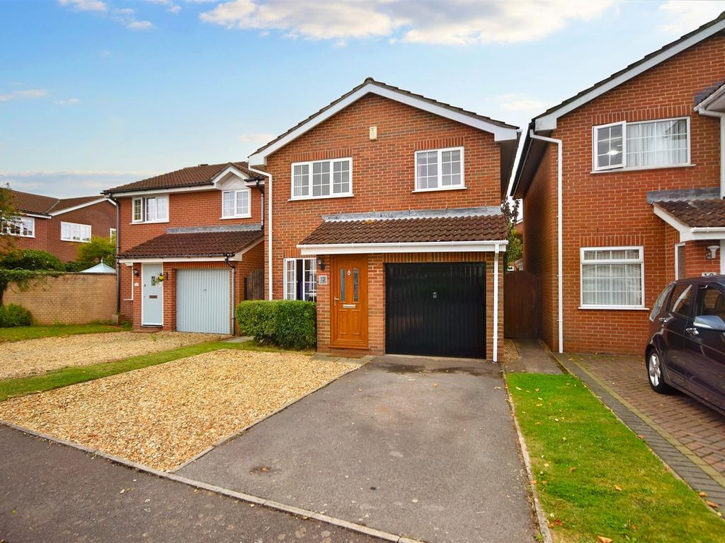 3 bed detached house for sale in Merlin Park, Portishead, Bristol BS20
