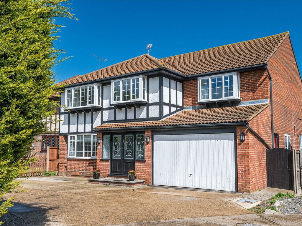 5 bed detached house for sale in Thorpe Hall Avenue, Thorpe Bay, Essex