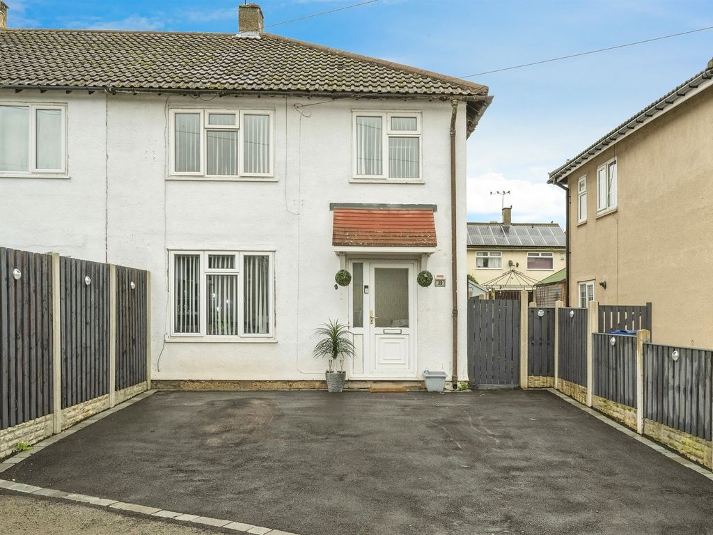 3 bed end terrace house for sale in Broadwater, BoltonUponDearne, Rotherham S63, £110,000 Zoopla