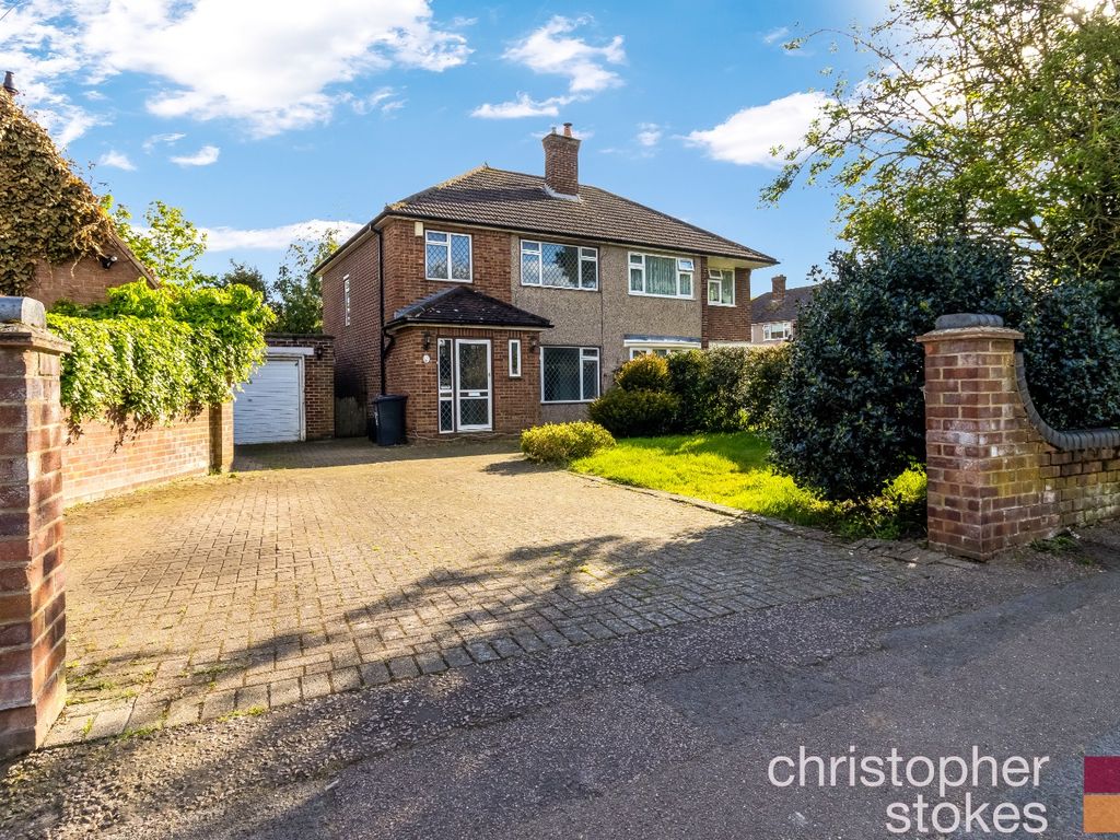 3 bed semidetached house for sale in Cozens Lane West, Broxbourne