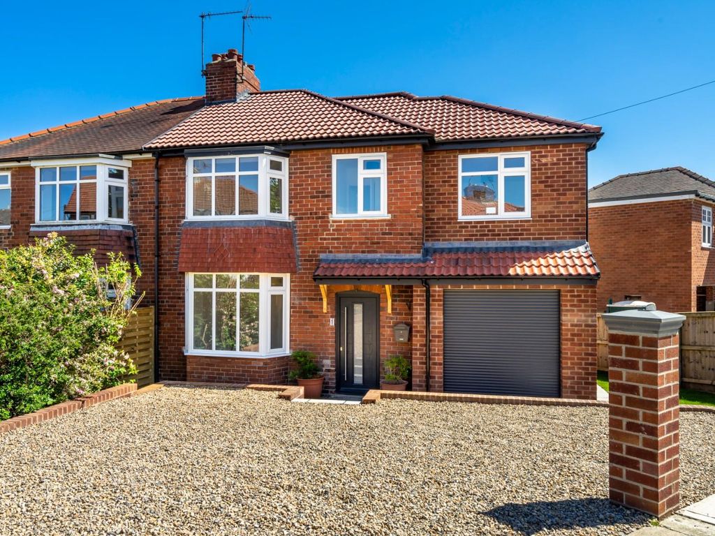 4 bed semidetached house for sale in Nunthorpe Grove, South Bank, York