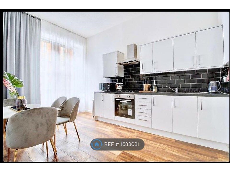 3 bed flat to rent in Govan Road, Glasgow G51 Zoopla