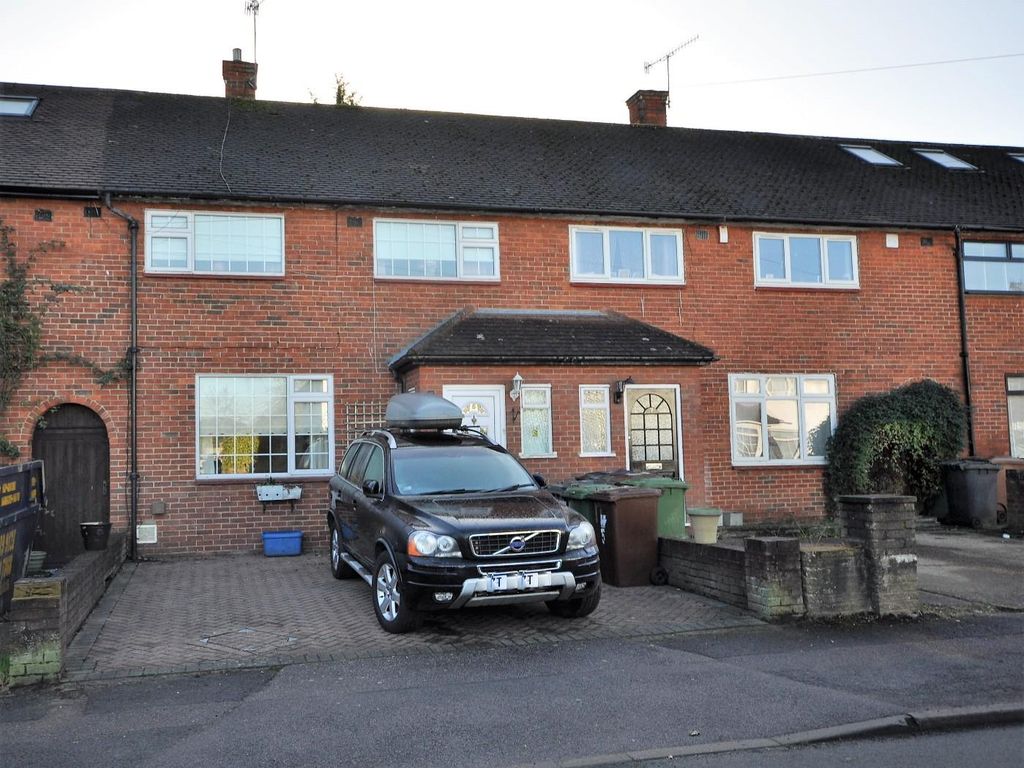 3 bed terraced house for sale in Aberford Road, Borehamwood WD6 Zoopla
